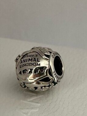 Pandora Disney Animal Kingdom Silver Charm